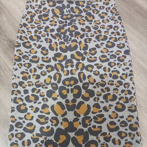 H&M Women's Print Skirt Size Large